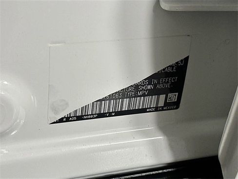 Certified 2024 Honda HR-V EX-L image 32