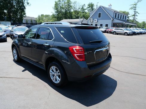 Used 2017 Chevrolet Equinox LT w/ Convenience Package AWD/4WD image 5
