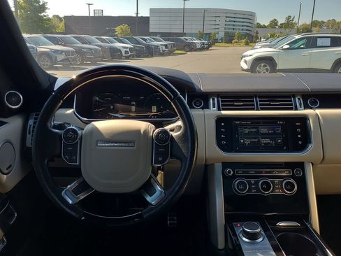 Used 2016 Land Rover Range Rover Supercharged AWD/4WD image 4