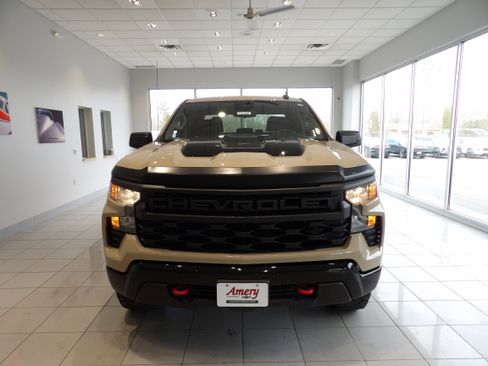 Used 2023 Chevrolet Silverado 1500 Custom Trail Boss w/ LPO, Dark Essentials Package image 2