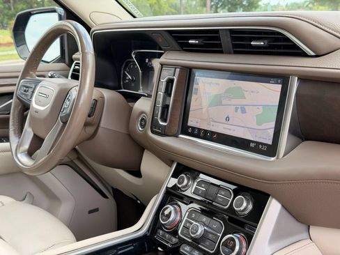 Used 2021 GMC Yukon Denali AWD/4WD image 22