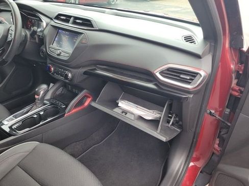 Used 2023 Chevrolet TrailBlazer RS FWD image 18