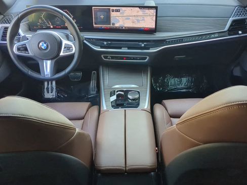 Used 2024 BMW X5 sDrive40i w/ M Sport Package image 15