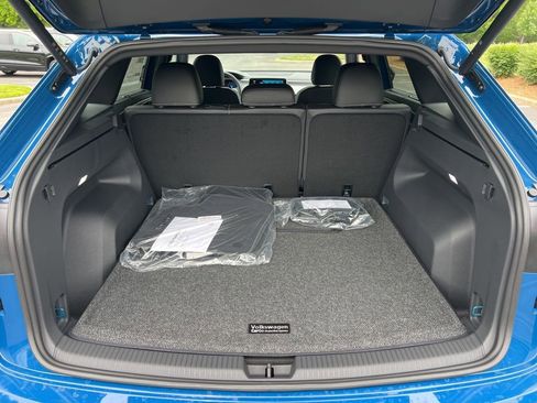 New 2026 Volkswagen Atlas Cross Sport SE AWD/4WD image 13
