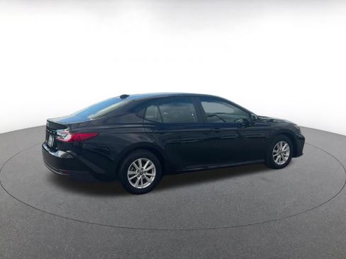 Used 2025 Toyota Camry LE image 14