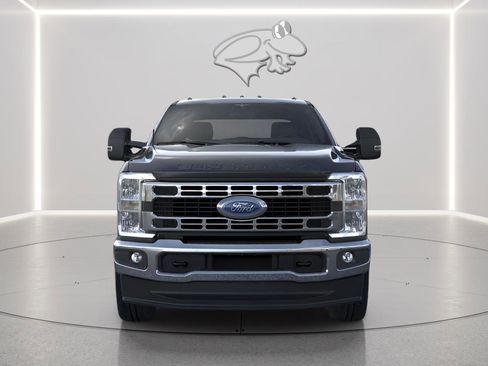 New 2026 Ford F250 XLT w/ FX4 Off-Road Package image 8