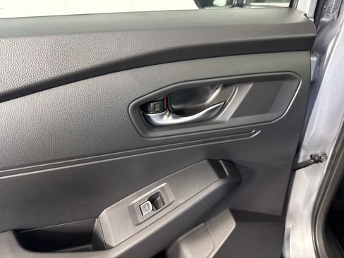 Used 2025 Honda Accord SE image 19