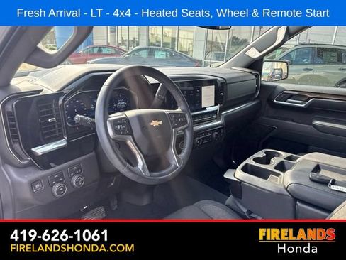 Used 2024 Chevrolet Silverado 1500 LT AWD/4WD image 18