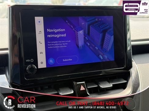 Used 2024 Toyota Corolla LE FWD image 13
