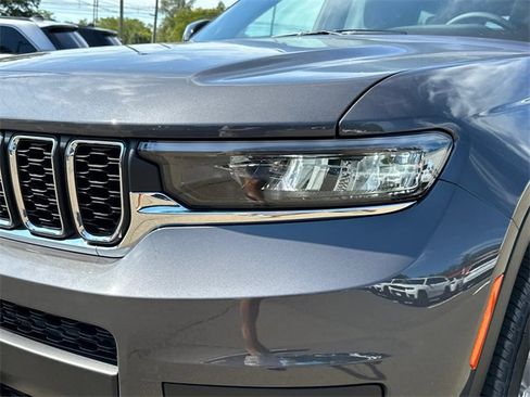 New 2025 Jeep Grand Cherokee L Laredo w/ Luxury Tech Group I image 7