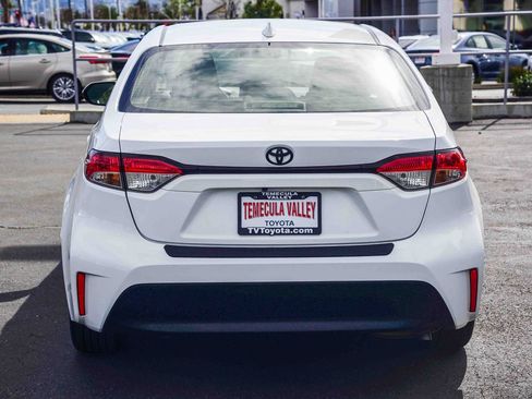 Certified 2023 Toyota Corolla LE image 6