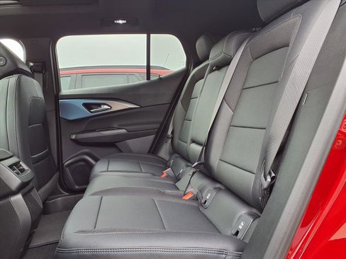 New 2026 Chevrolet Equinox EV LT image 20