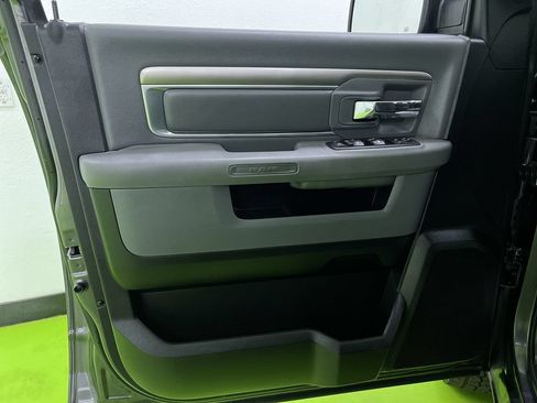 Used 2016 RAM 1500 Big Horn RWD image 16