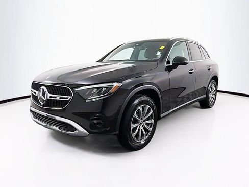Used 2026 Mercedes-Benz GLC 300 GLC 300 image 3