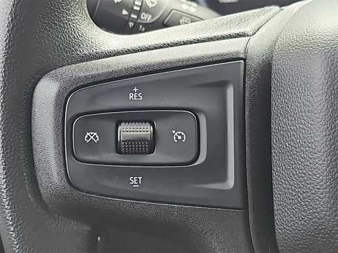 Used 2020 Chevrolet Silverado 1500 Custom w/ Custom Value Package image 20