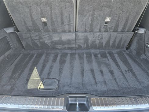 Certified 2025 Mercedes-Benz GLS 450 4MATIC image 33