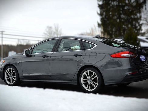 Used 2020 Ford Fusion Titanium image 7