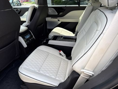 Used 2020 Lincoln Aviator Black Label w/ Dynamic Handling Package AWD/4WD image 6