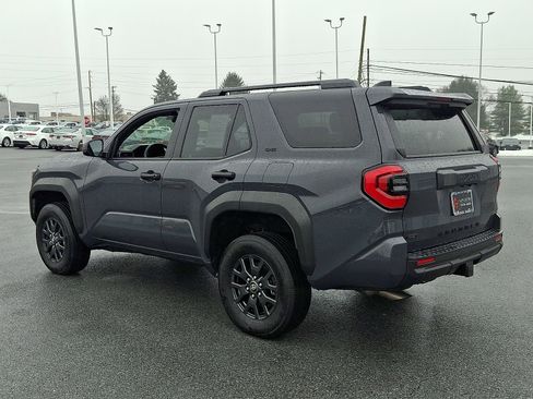 Certified 2025 Toyota 4Runner SR5 image 5