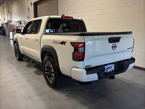 Used 2022 Nissan Frontier PRO-4X w/ Technology Package image 3