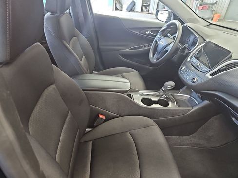 Used 2023 Chevrolet Malibu LT image 10
