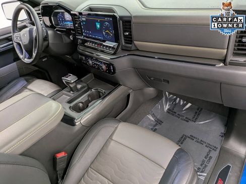 Used 2024 Chevrolet Silverado 1500 ZR2 w/ Technology Package AWD/4WD image 30