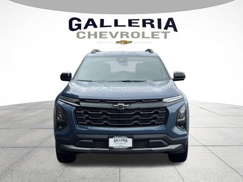 New 2026 Chevrolet Equinox LT w/ Convenience Package II FWD image 3