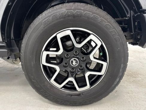 Used 2021 Ford Bronco Outer Banks AWD/4WD image 37