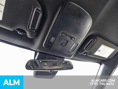 Used 2025 Toyota Camry SE image 61