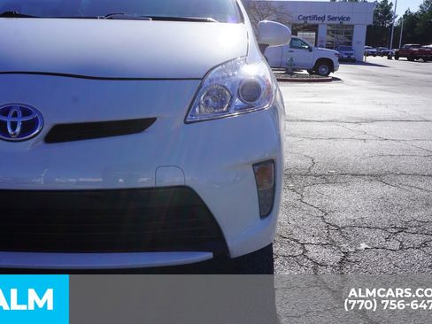Used 2013 Toyota Prius One image 19