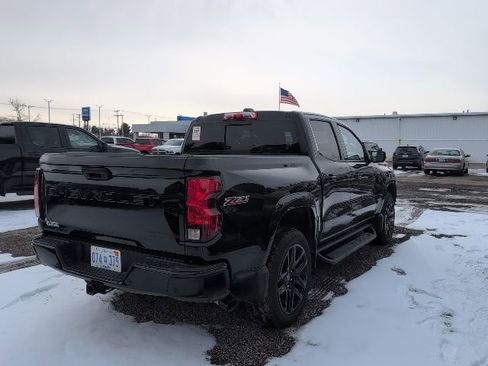 Used 2023 Chevrolet Colorado Z71 image 4