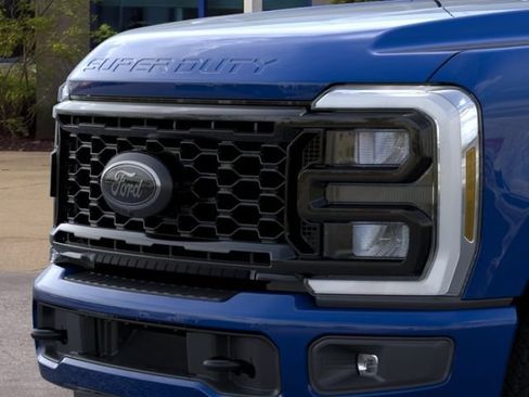 New 2026 Ford F350 Lariat w/ Black Appearance Package AWD/4WD image 18