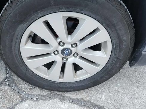 Used 2016 Subaru Outback 2.5i Premium image 32