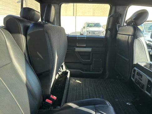 Used 2019 Ford F150 Lariat w/ Equipment Group 502A Luxury image 6