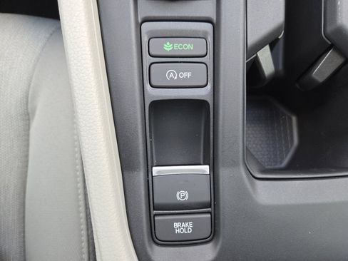 New 2025 Honda Accord SE image 33