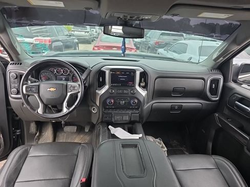 Used 2019 Chevrolet Silverado 1500 LTZ w/ LTZ Premium Package AWD/4WD image 10