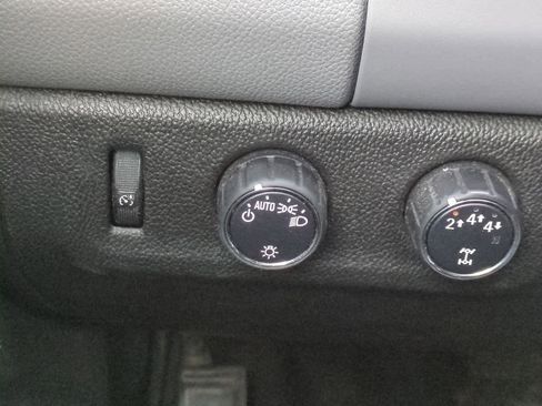 Used 2020 Chevrolet Colorado W/T w/ WT Convenience Package image 27