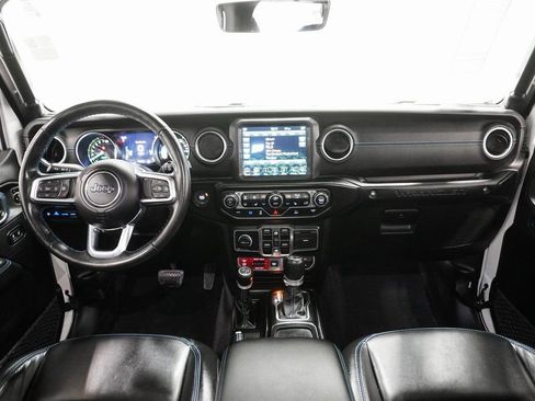 Certified 2021 Jeep Wrangler Unlimited Rubicon 4xe w/ Cold Weather Group image 13