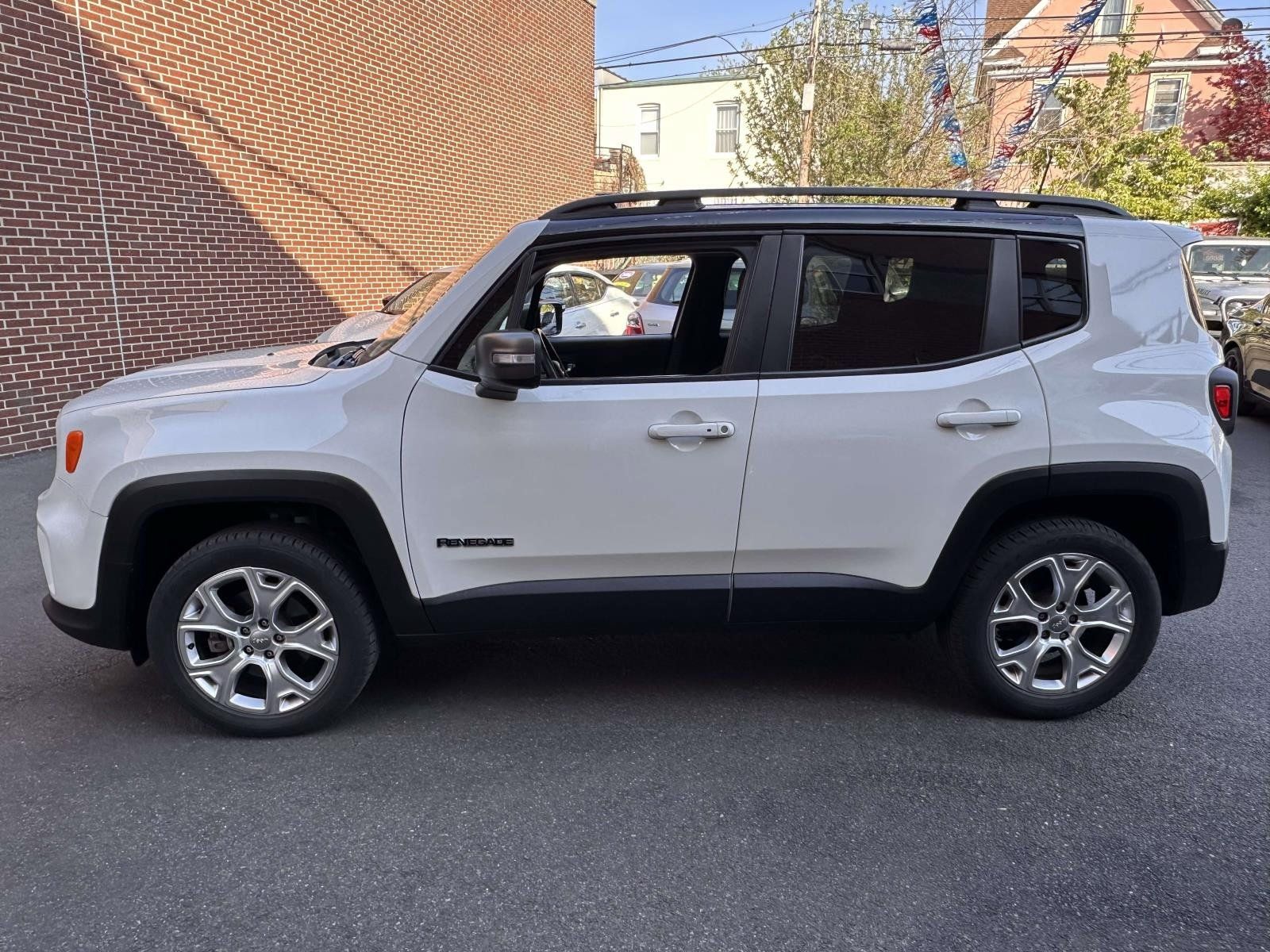 Used 2020 Jeep Renegade Limited AWD/4WD image 7