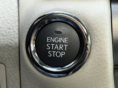 Used 2014 Lexus LS 460 image 27