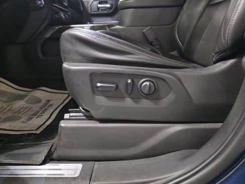 Used 2019 GMC Sierra 1500 SLT w/ SLT Premium Package image 12