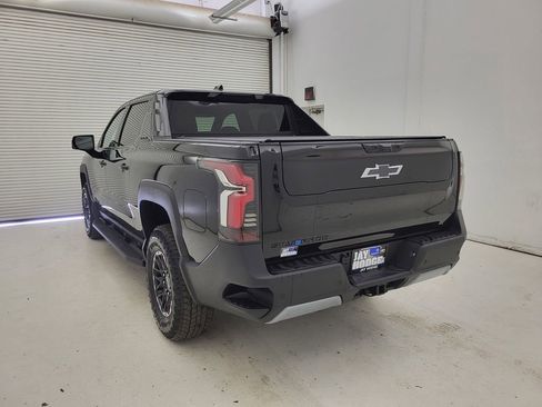 New 2026 Chevrolet Silverado EV Trail Boss w/ Plus Package AWD/4WD image 21