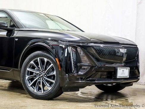 New 2025 Cadillac Lyriq Sport w/ LPO, Floor Liner Package image 2