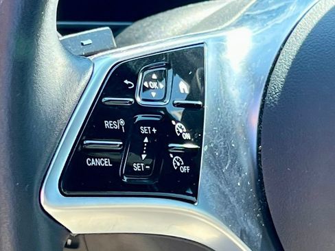 Certified 2023 Mercedes-Benz C 300 4MATIC Sedan image 39