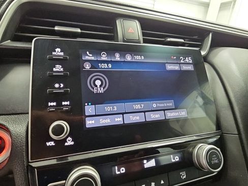 Used 2019 Honda Insight Touring image 16