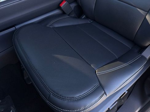 New 2026 Ford Expedition Max Platinum w/ Driver's Package image 25