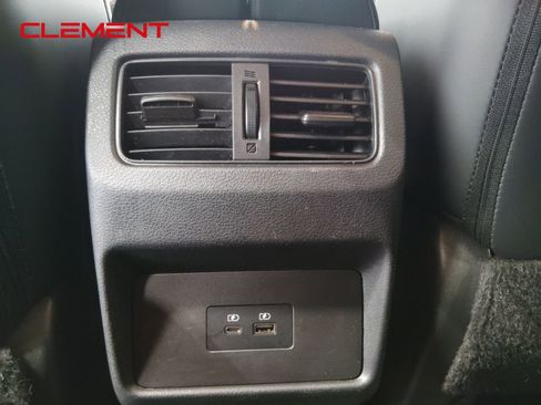 Used 2023 Nissan Rogue SV w/ SV Premium Package image 37