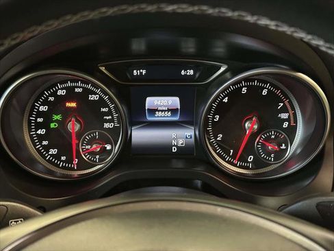 Used 2019 Mercedes-Benz GLA 250 4MATIC image 24