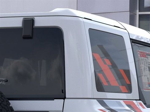 New 2025 Ford Bronco Raptor image 25