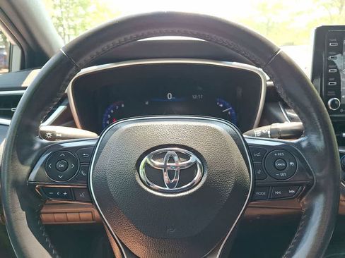 Used 2022 Toyota Corolla XSE FWD image 16